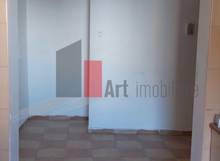 Vânzare apartament 3 camere Apărătorii Patriei - Spiru Haret - Poză 6