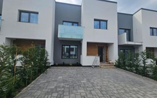 Vila insiruita - Popas Pacurari - Intabulat - Mutare imediata! - Poză 1