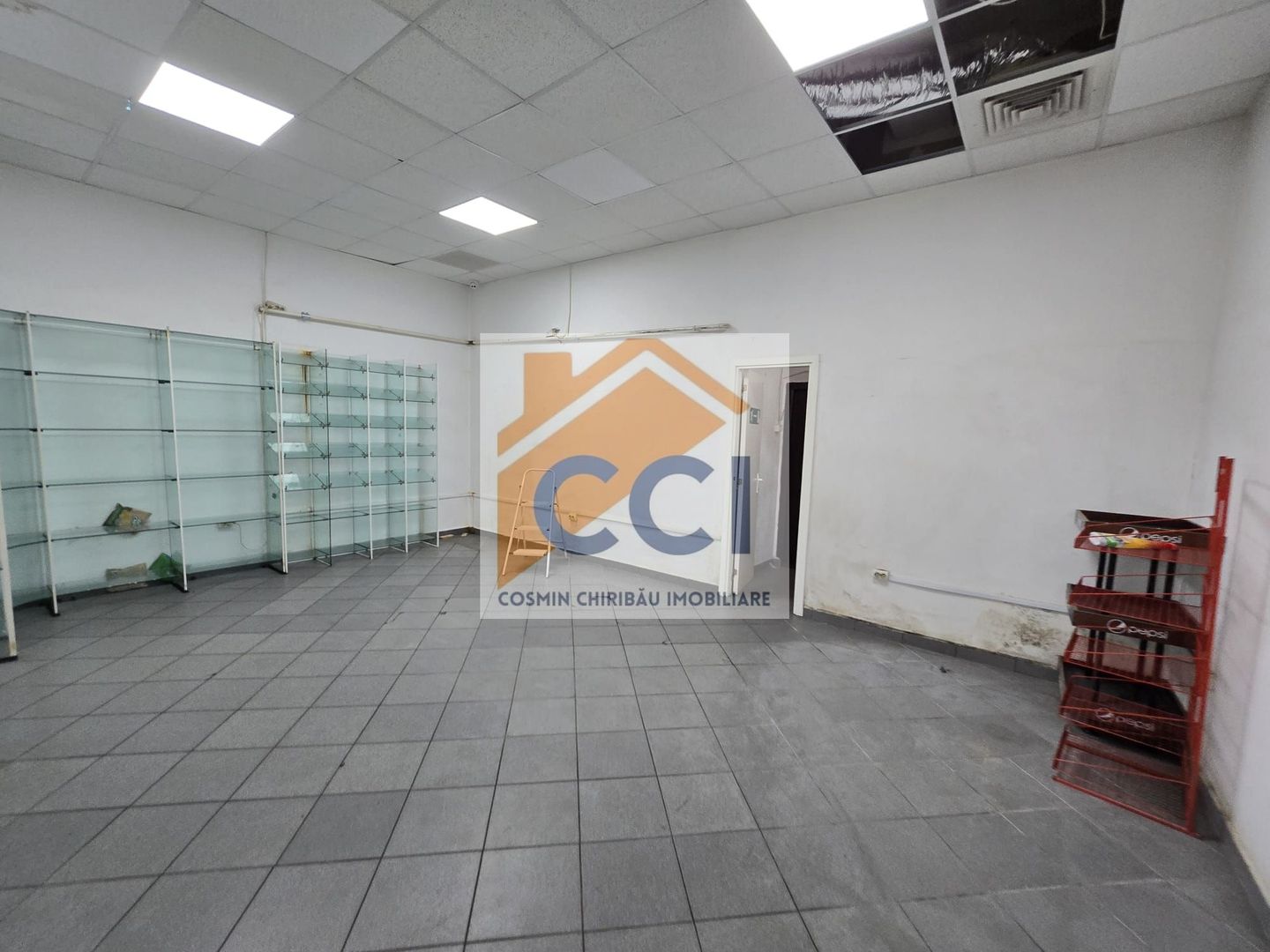 Spatiu comercial in inima cartierului Cornisa - Poză 8
