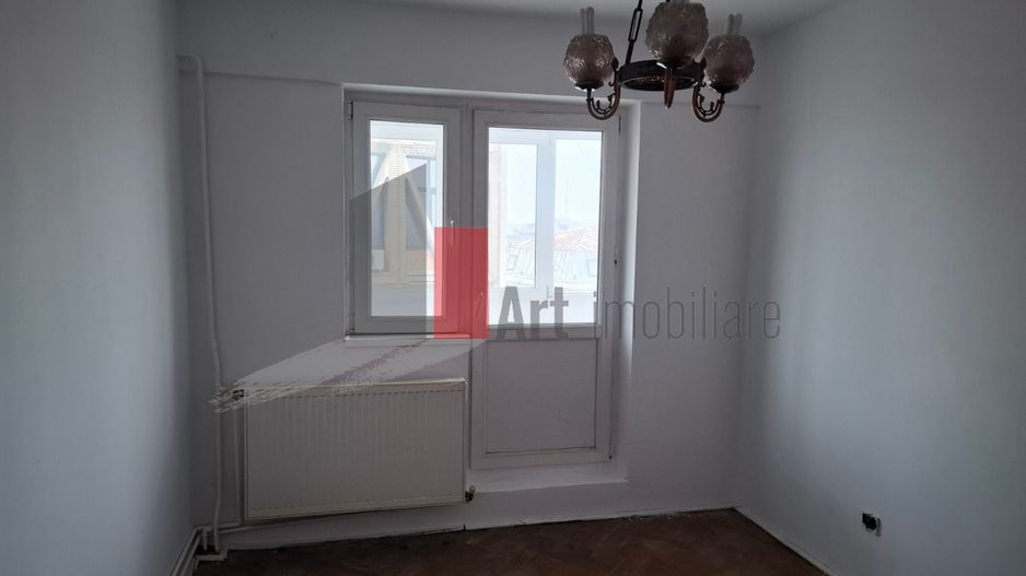 4 Camere Central - Liceul Mihai Viteazul - Poză 6