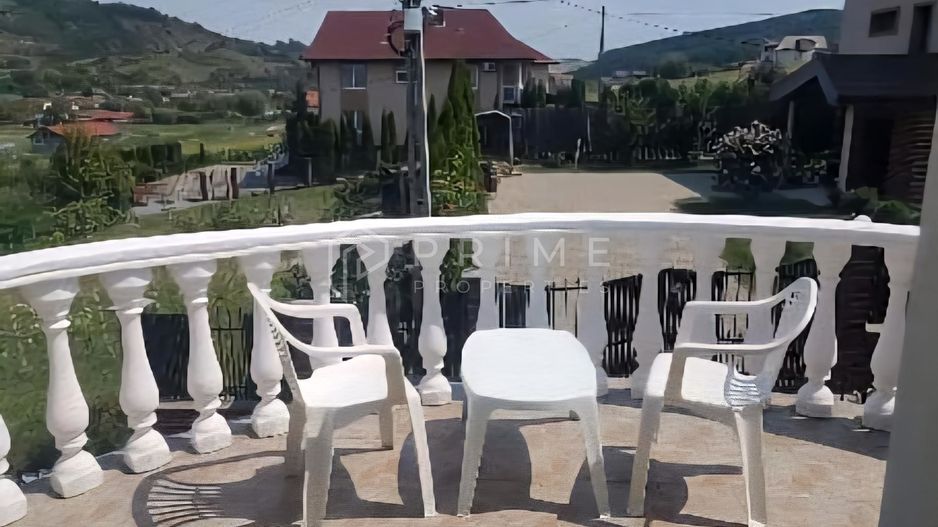 Casă individuală 310mp utili, 8 camere, piscină - Poză 3