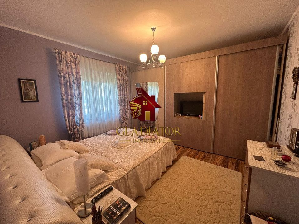 Vila impresionanta Husi + 2835 mp teren, P+1+M, constructie deosebita - Poză 7