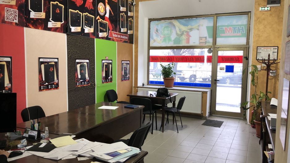 Spațiu comercial-str Iuliu Maniu - Poză 6