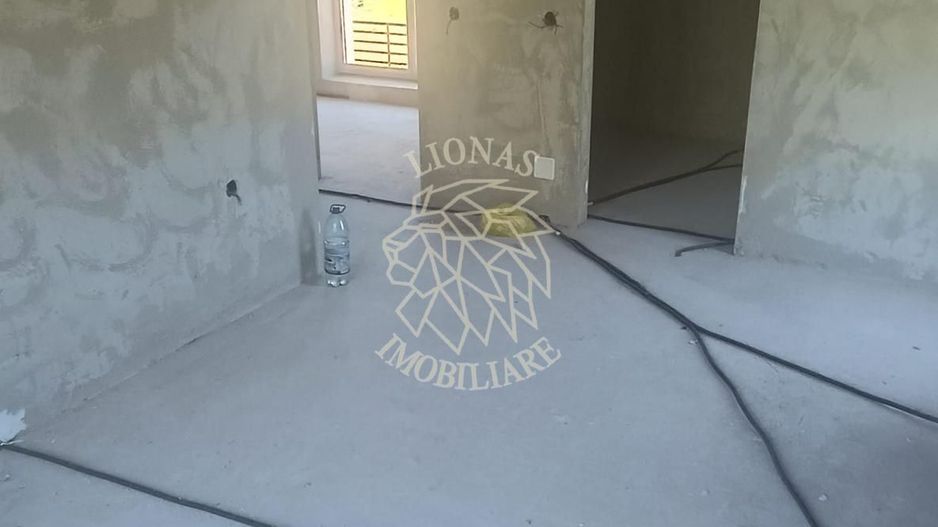 2 Case in Duplex 4 camere 125 mp-curte-terasa 37 mp -garaj-Tauti - Poză 5