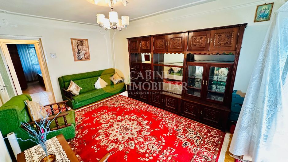 3 Camere DECOMANDAT - ETAJ 1 - Zona Mircea Cel Batran - Poză 2