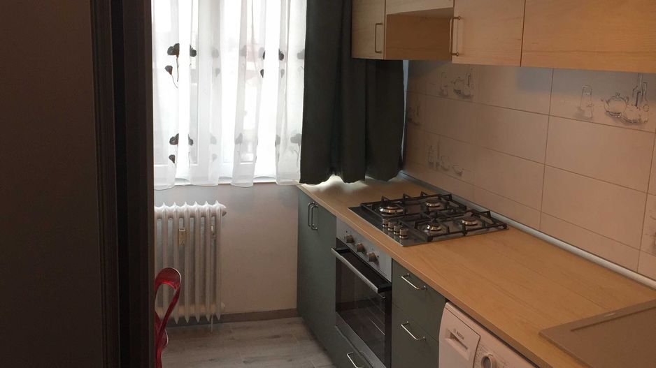 APARTAMENT CU LOC PARCARE ZONA PIATA MUNCII - Poză 3