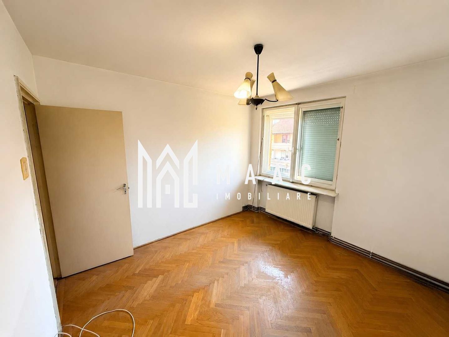 Apartament de vânzare Sibiu 3 camere | Ștrand | Garaj | boxă - Poză 4
