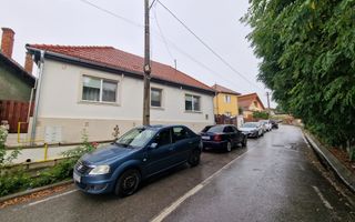 Casa de vanzare cu 2000mp de teren in Ciugud - Poză 12