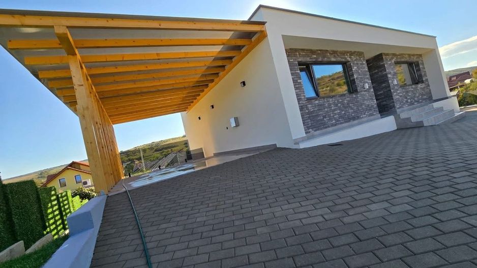 Casă modernă de vânzare Baciu – zona SunGarden - Poză 5