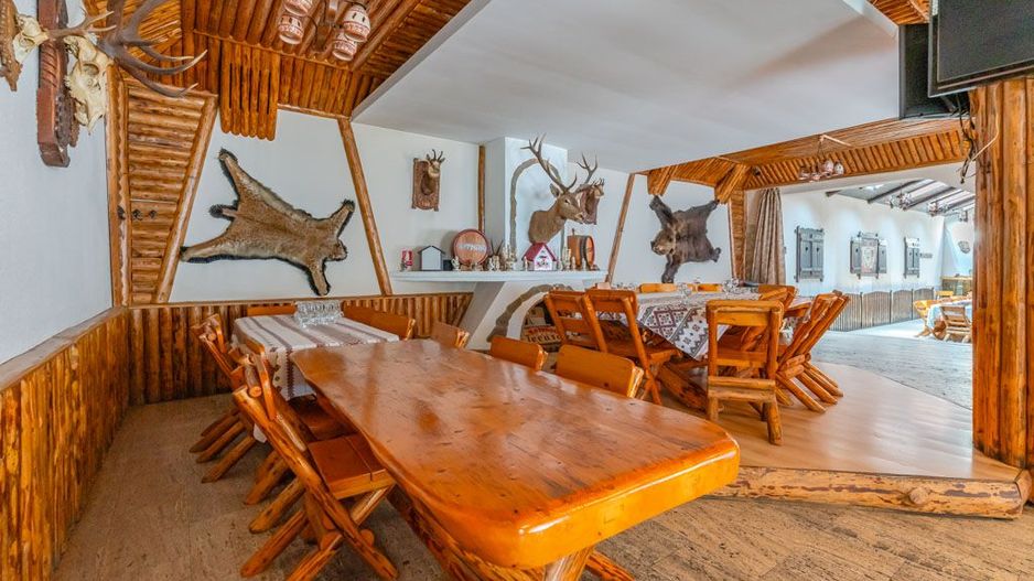 Pensiune Rosenau de vânzare - Afacere la cheie lângă Cetatea Râșnov - Poză 9