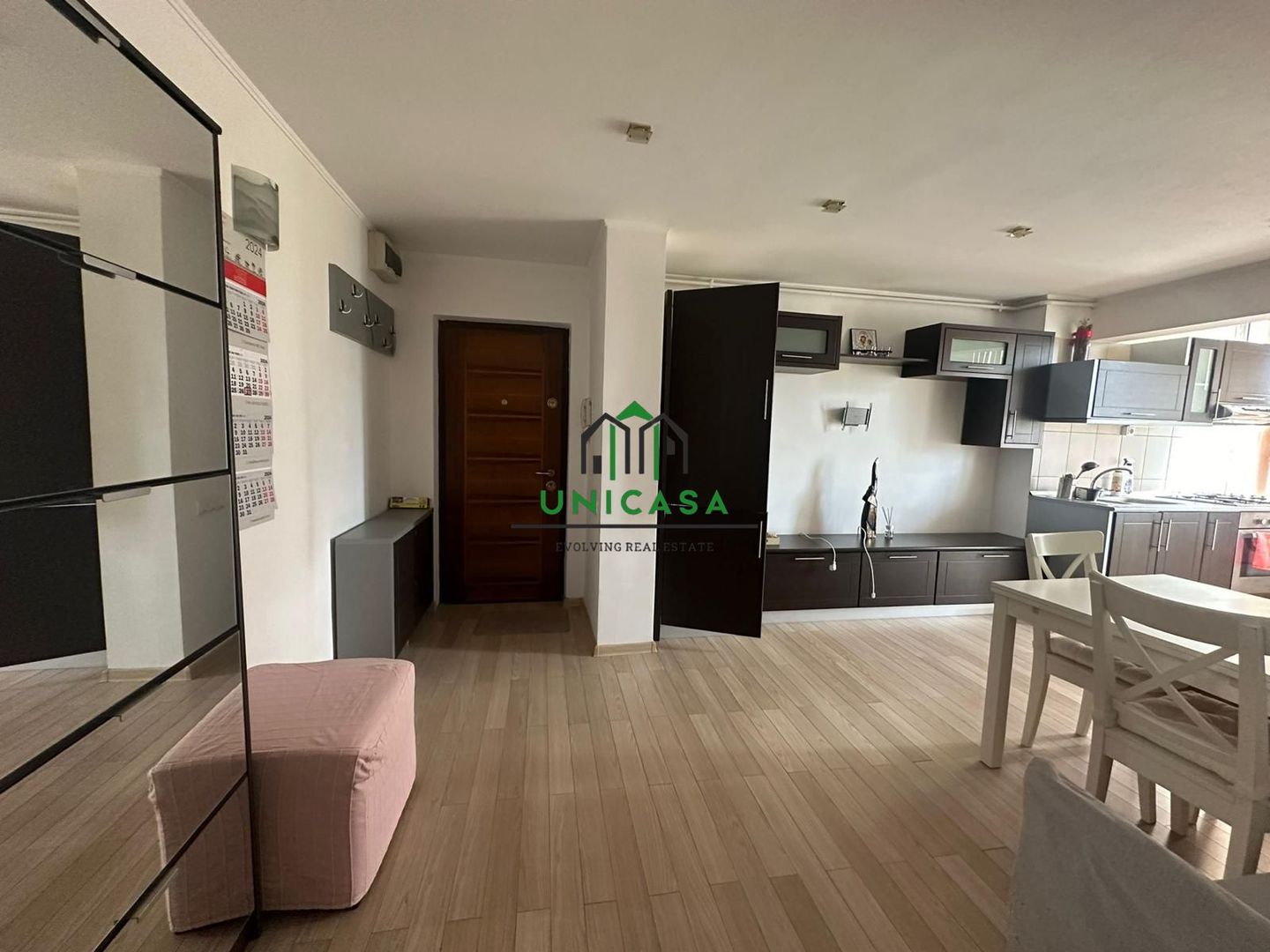 Apartament 3 camere - Ostroveni - Poză 3