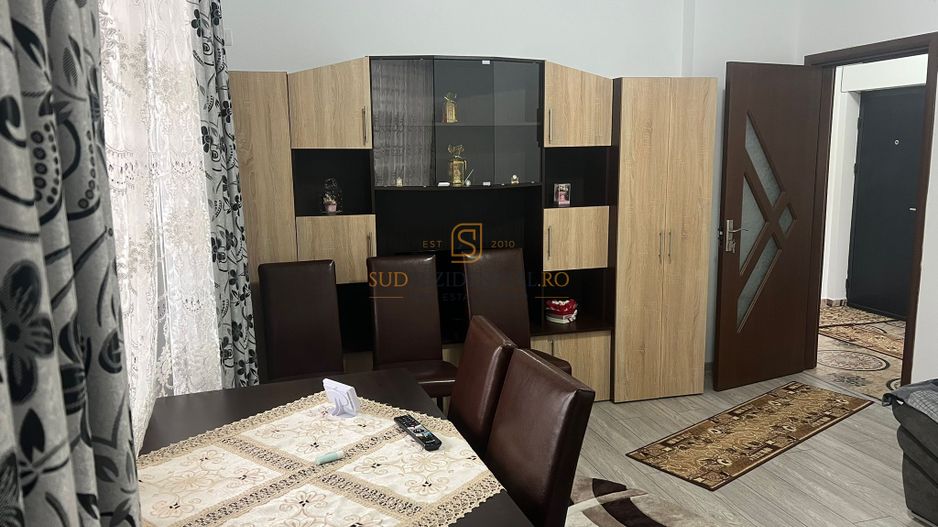 Apartament 2 camere, disponibil imediat, Metrou Aparatorii Patriei - Poză 2