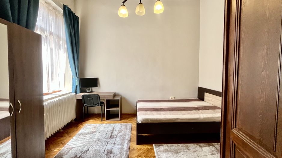Apartament cu aer nobiliar,  clădire istorică,  zona Unirii - Medicina - Poză 10