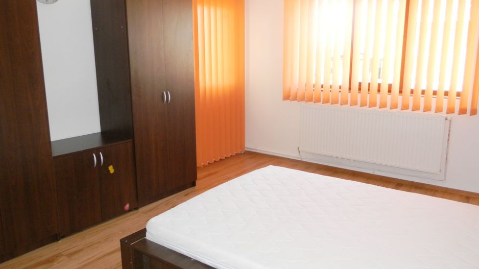 Vila mobilata si teren 1200mpBrasov-Harman - Poză 13