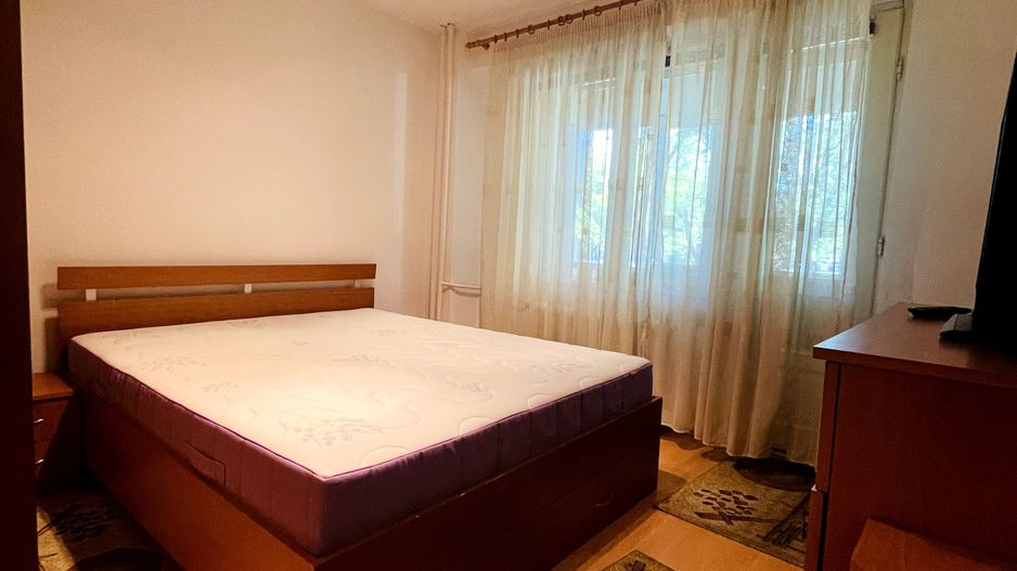 Apartament cu 3 camere DECEBAL - Poză 8