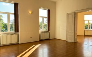 Apartamnet ultracentral de vanzare in Oradea - Poză 9