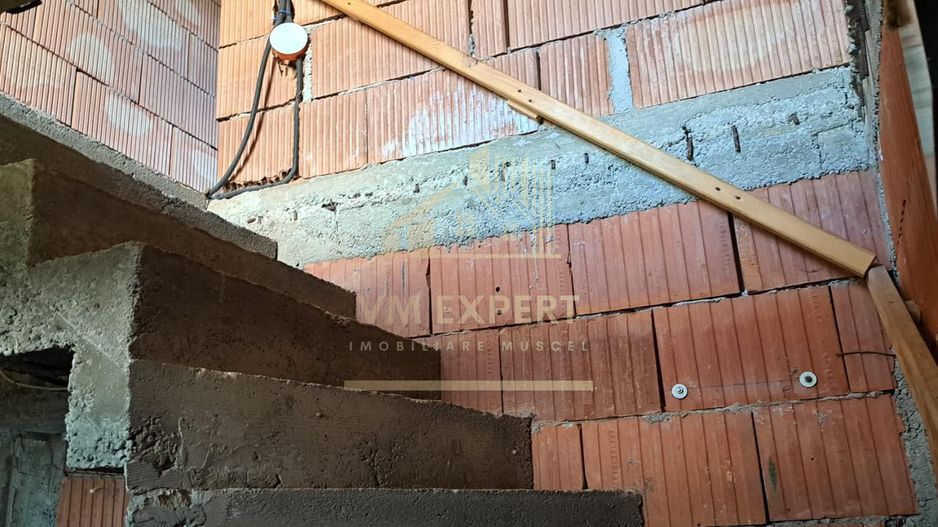 VILA 4 CAMERE, TEREN 787 MP, PISCANI, ARGES - Poză 5