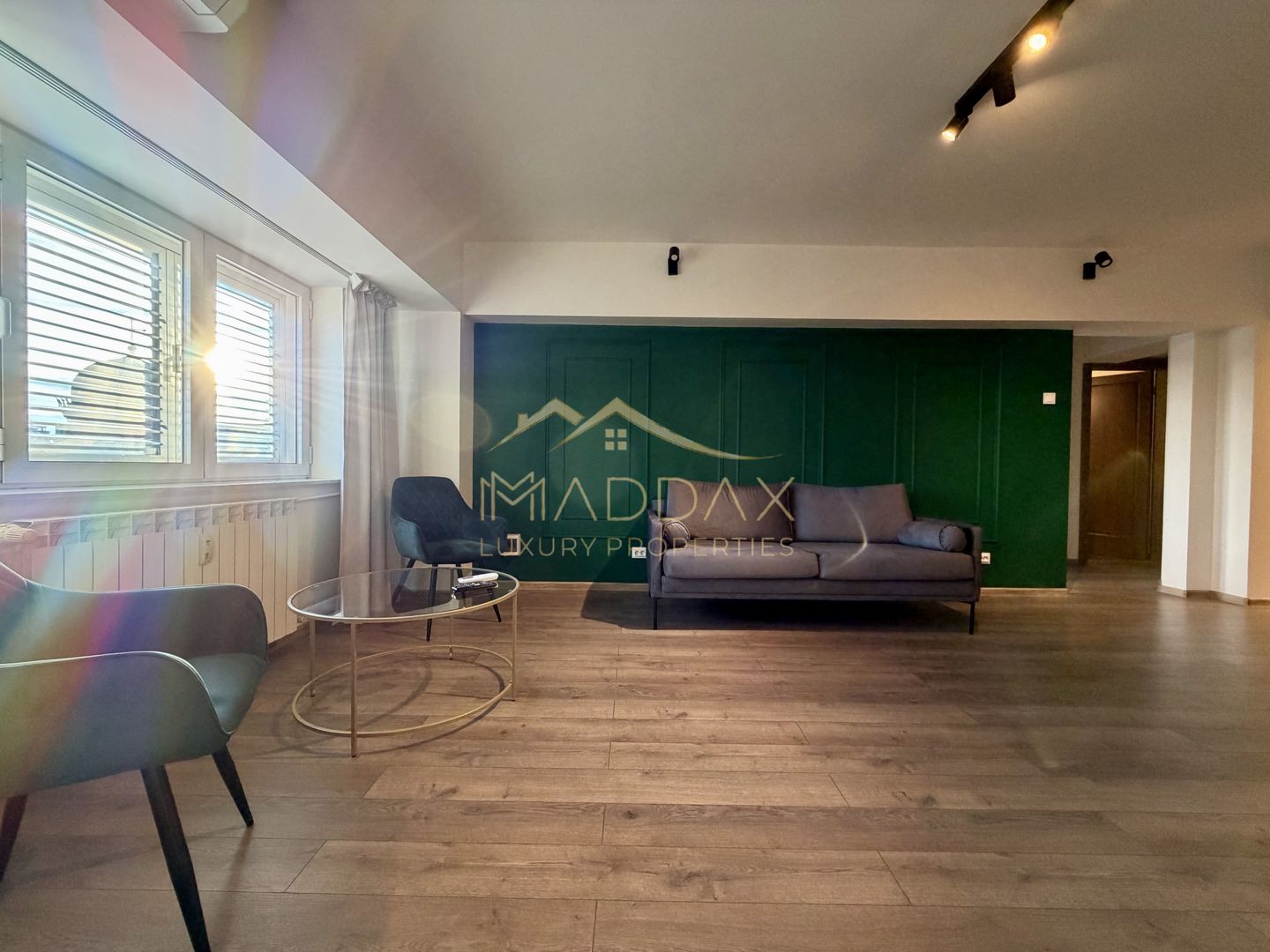 Apartament cu 4 camere *95mpc* // Bulevardul Unirii - Poză 1