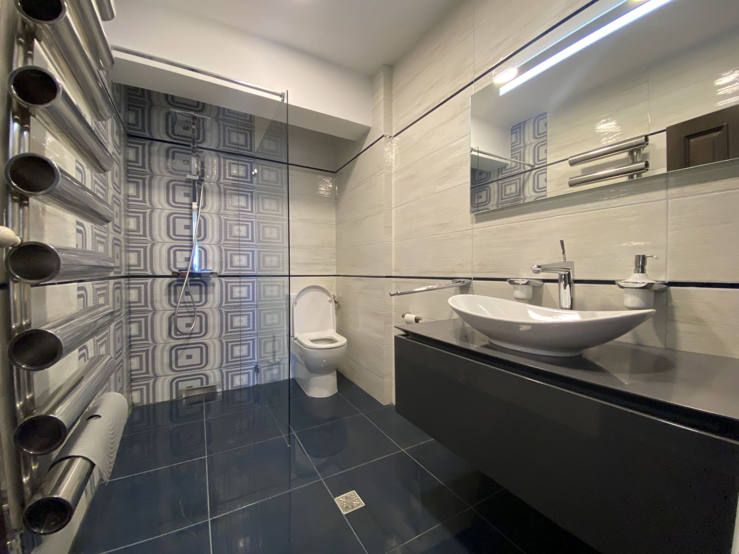 Penthouse confort lux,mobilat, utilat, garaj subteran, aer conditionat - Poză 21
