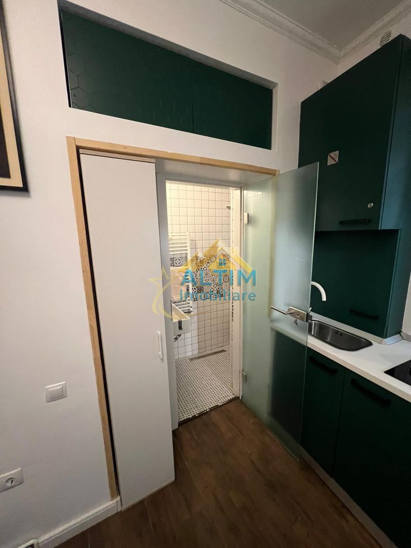 OPORTUNITATE: Garsonieră în Centrul Istoric, Brașov - Poză 5