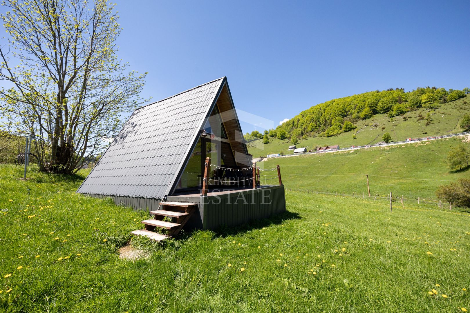 Fundata | Teren de vanzare | 7,656 mp + Cabane tip A Frame - Poză 7
