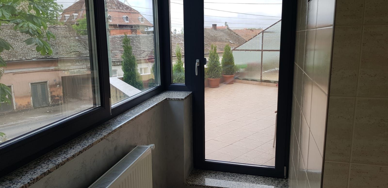 Apartament decomandat - 2 camere - Zona Dorobantilor - Poză 7