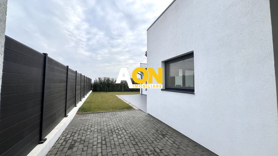 Casa individuala superfinisata, 3 camere, 2 bai,  500mp teren - Poză 28