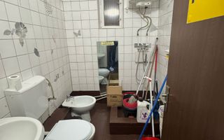 Birouri,sediul firme de închiriat  Etaj 1 în Aradul nou. - Poză 12