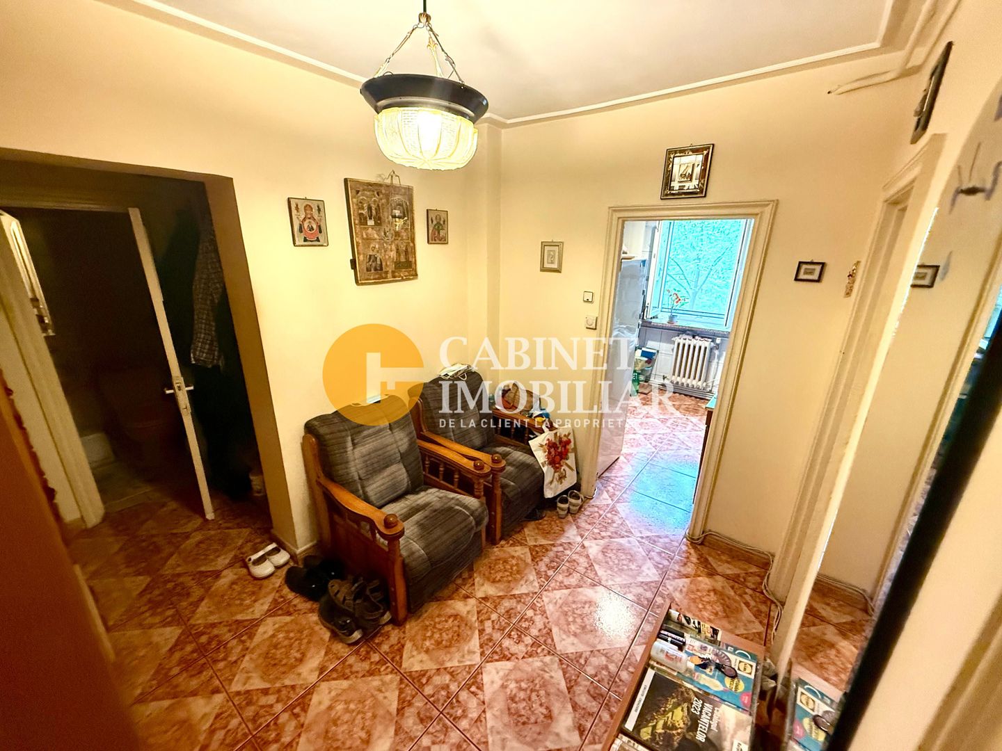 Apartament cu 3 Camere, 2 Bai - Etaj 3 - Zona Podu Ros - Poză 9