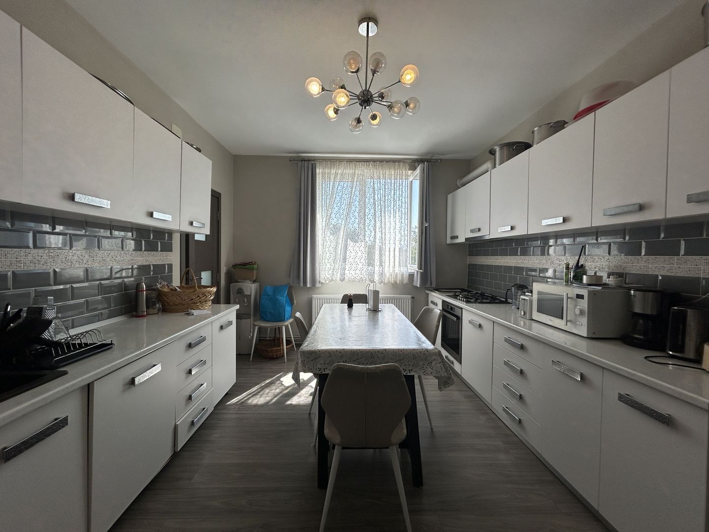 Casa individuala in Lazaret, langa Hotel Hermanns, la cheie - Poză 2