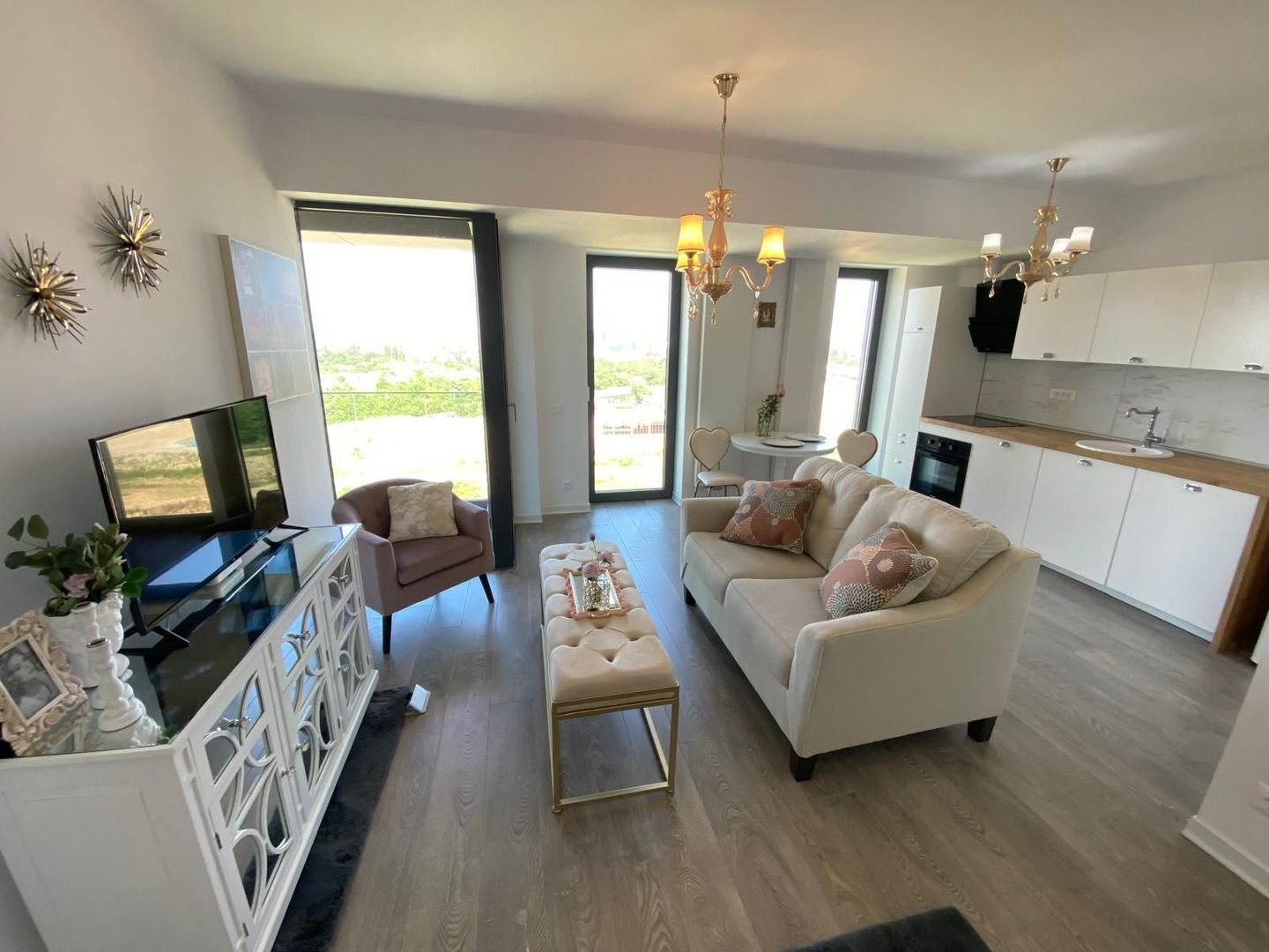 Vanzare Studio Dublu Cloud 9 Residence + 1 Loc de parcare subteran - Poză 1