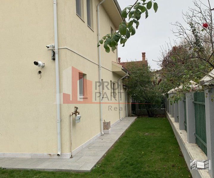 Vila superba , Pipera - Tunari. - Poză 3