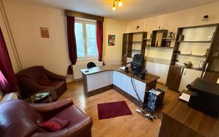 Birou / Apartament de închiriat la casa in centru Gradina Botanica - Poză 1