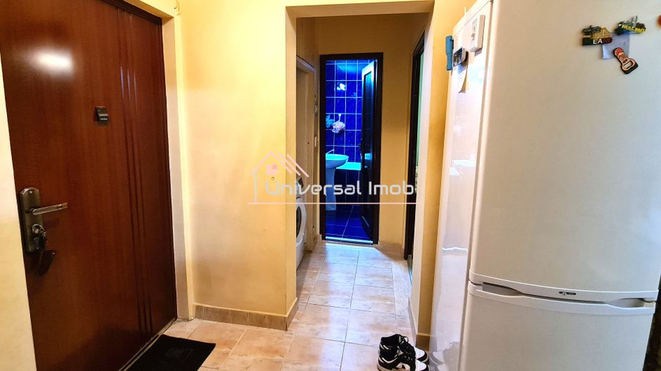 Apartament cu 2 camere decomandate, str. Parang - Poză 9