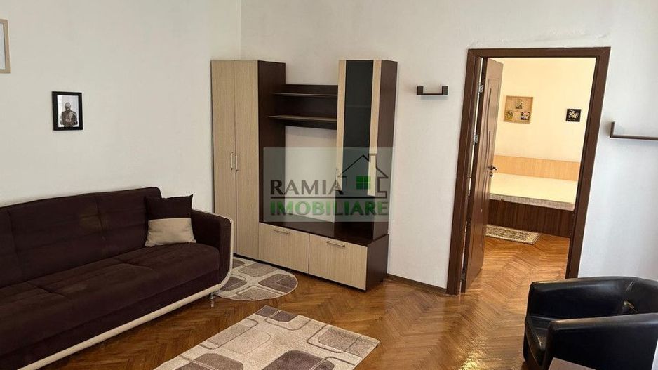 Apartament 2 camere Centrul Istoric – Piața Sfatului - Poză 1