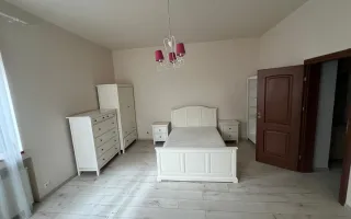 Apartament 3 camere, garaj si boxa - zona Centrala-Prefectura - Poză 23