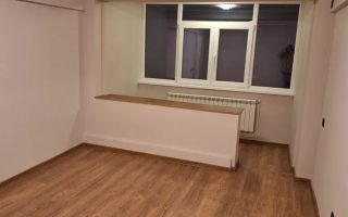 Vanzare apartament 2 camere in Centru, 48 mp, 75.000 EURO - Poză 4
