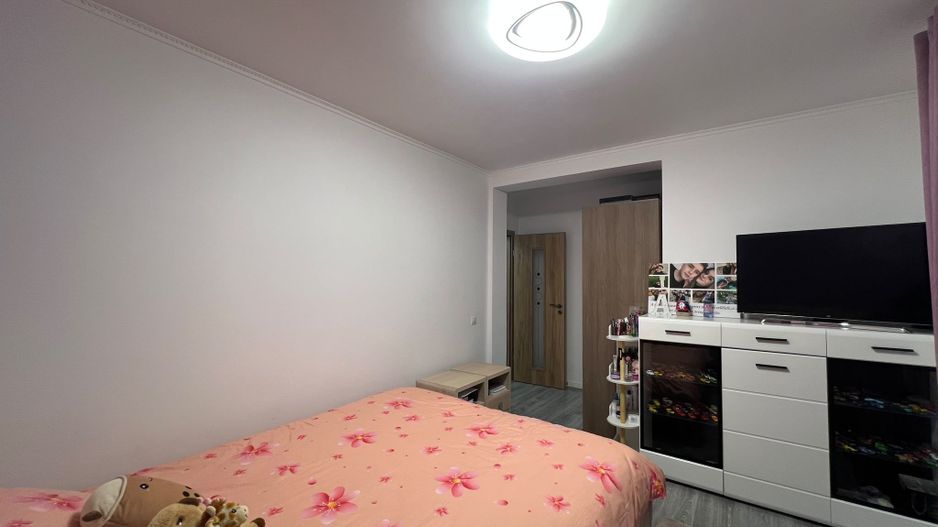Apartament 3 camere,  decomandat - Poză 11