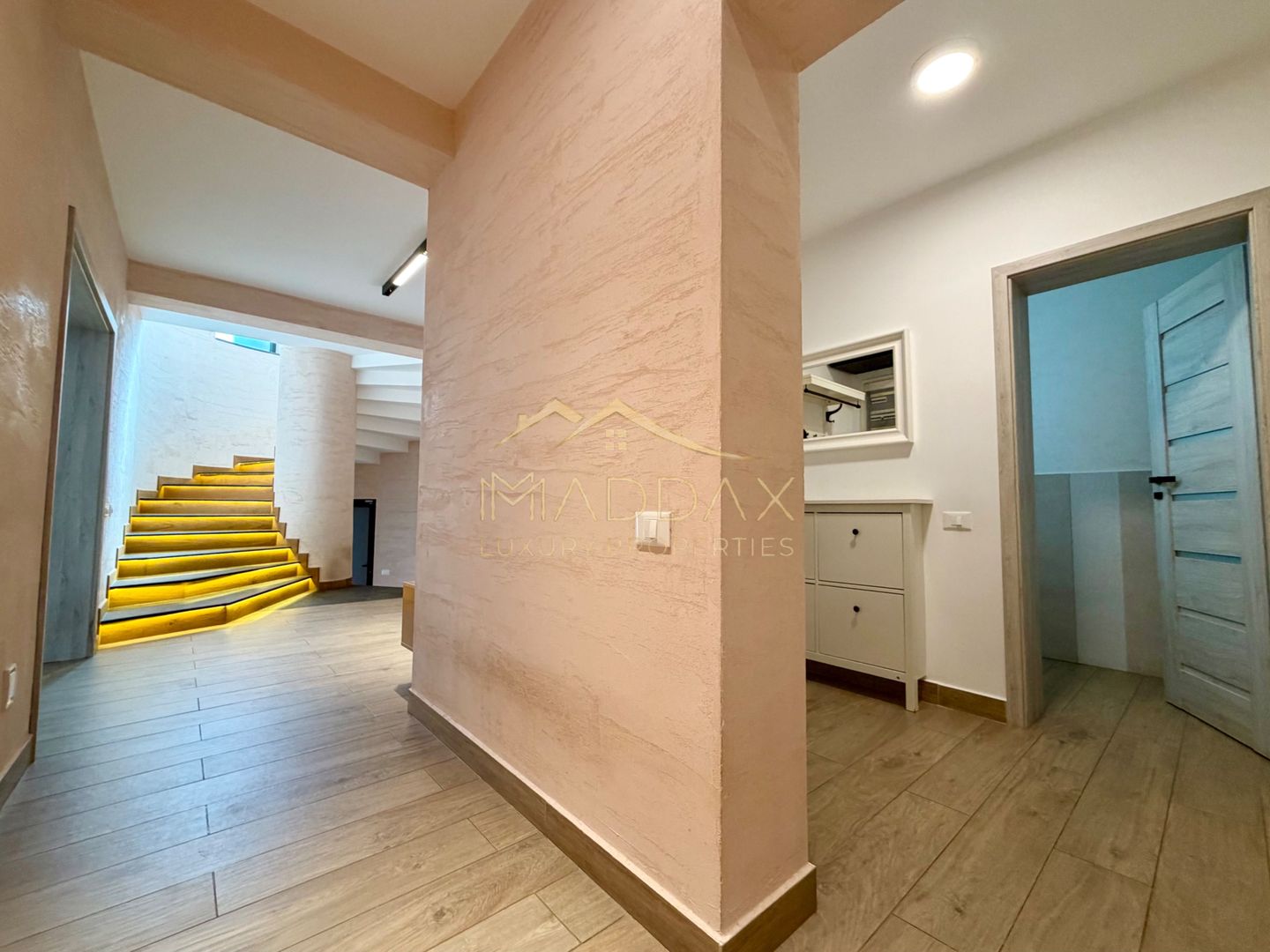 Vila Exclusivista *615mp* - teren 625mp // Erou Iancu Nicolae - Cambridge School - Poză 25