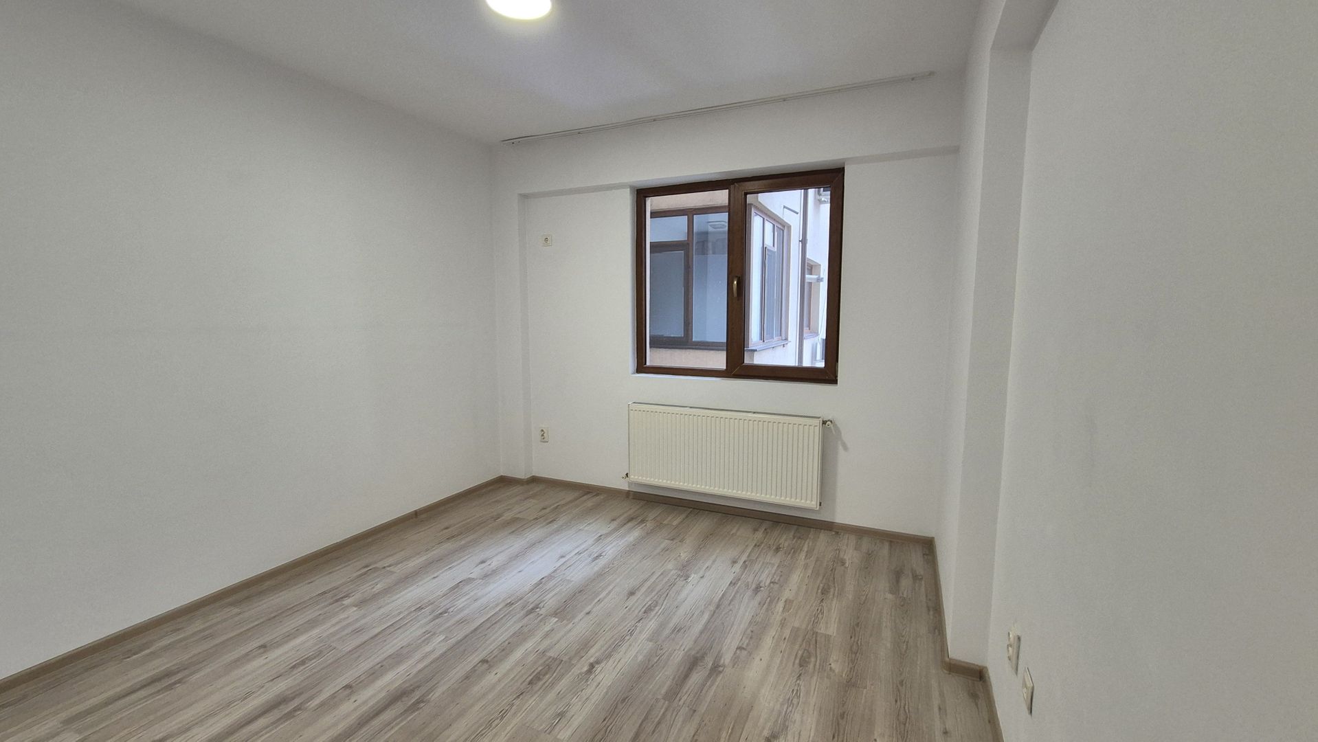 Apartament cu 3 camere 86,31 mp in prel. Ghencea - cartierul Latin - Poză 4