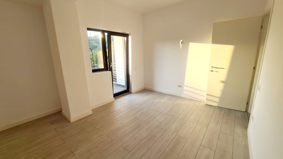 Apartament 3 camere de vanzare - Poză 6