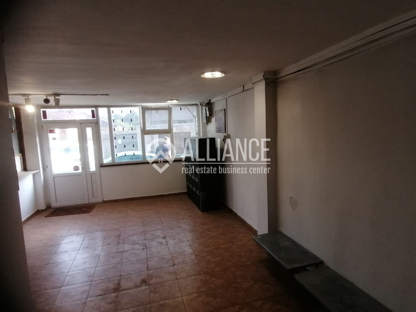 COICIU (COD 10) - Spațiu comercial de inchiriat - Poză 8