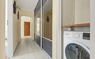 Central-Eremia, ap. 3 camere, 2 băi + boxă,proaspăt zugrăvit, et.2 - Poză 11