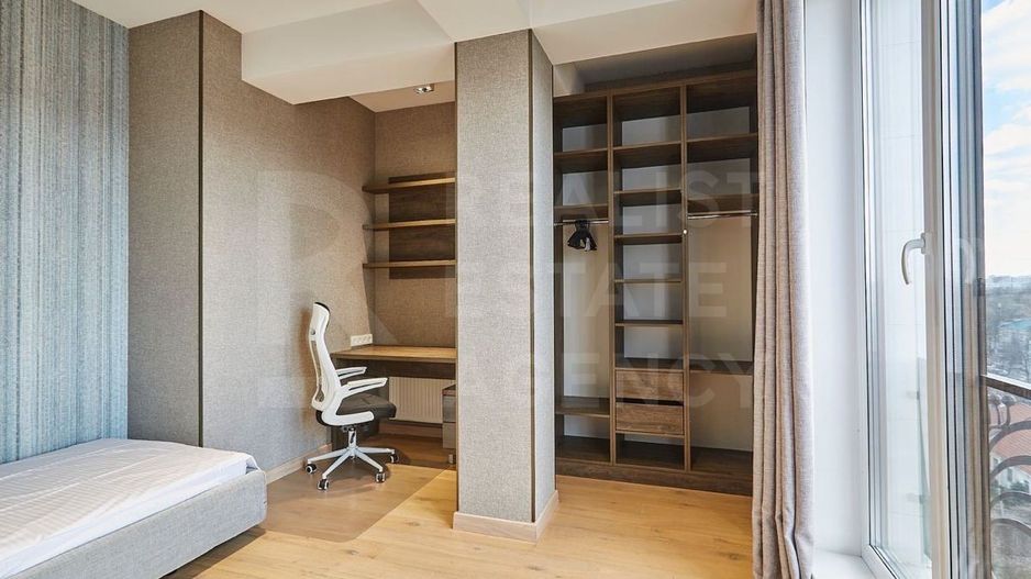 Chirie, apartament, 4 camere, str. Alexandru Bernardazzi, Centru - Poză 6