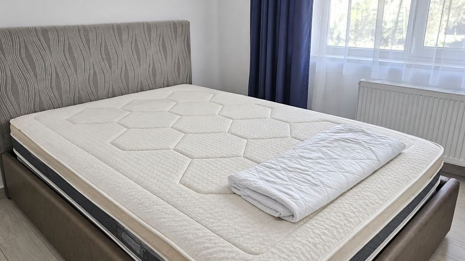 Apartament cu 3 camere - str. Domneasca, ultracentral, bloc nou - 700 euro - Poză 12