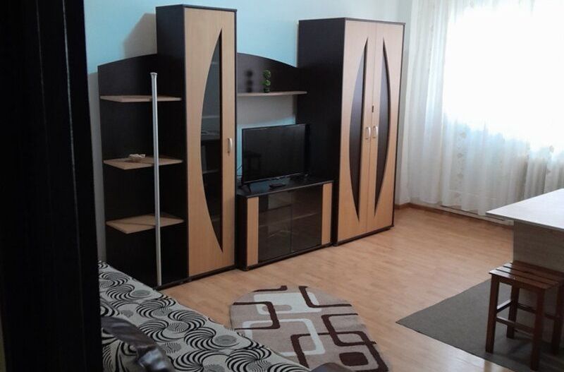 GARSONIERA GORJULUI, BUCATARIE INCHISA, METROU 3 MINUTE, LIBER - Poză 3