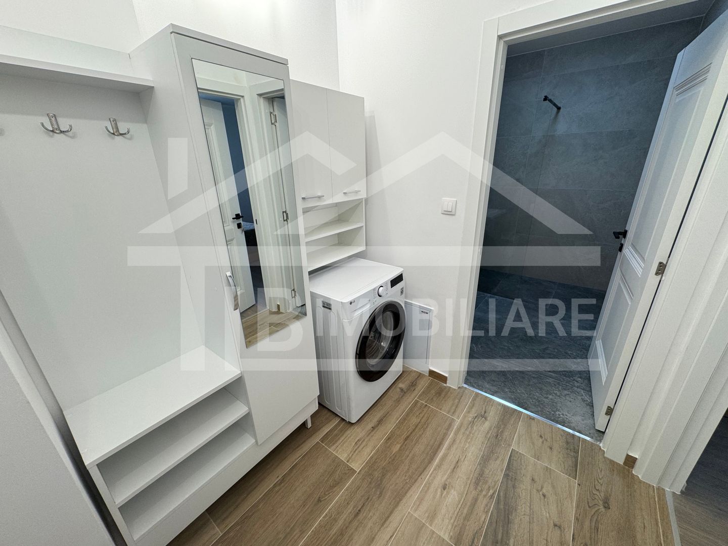 Apartament cu 2 camere, 58mp, decomandat, parcare, Zona Vivat Residence - Poză 8