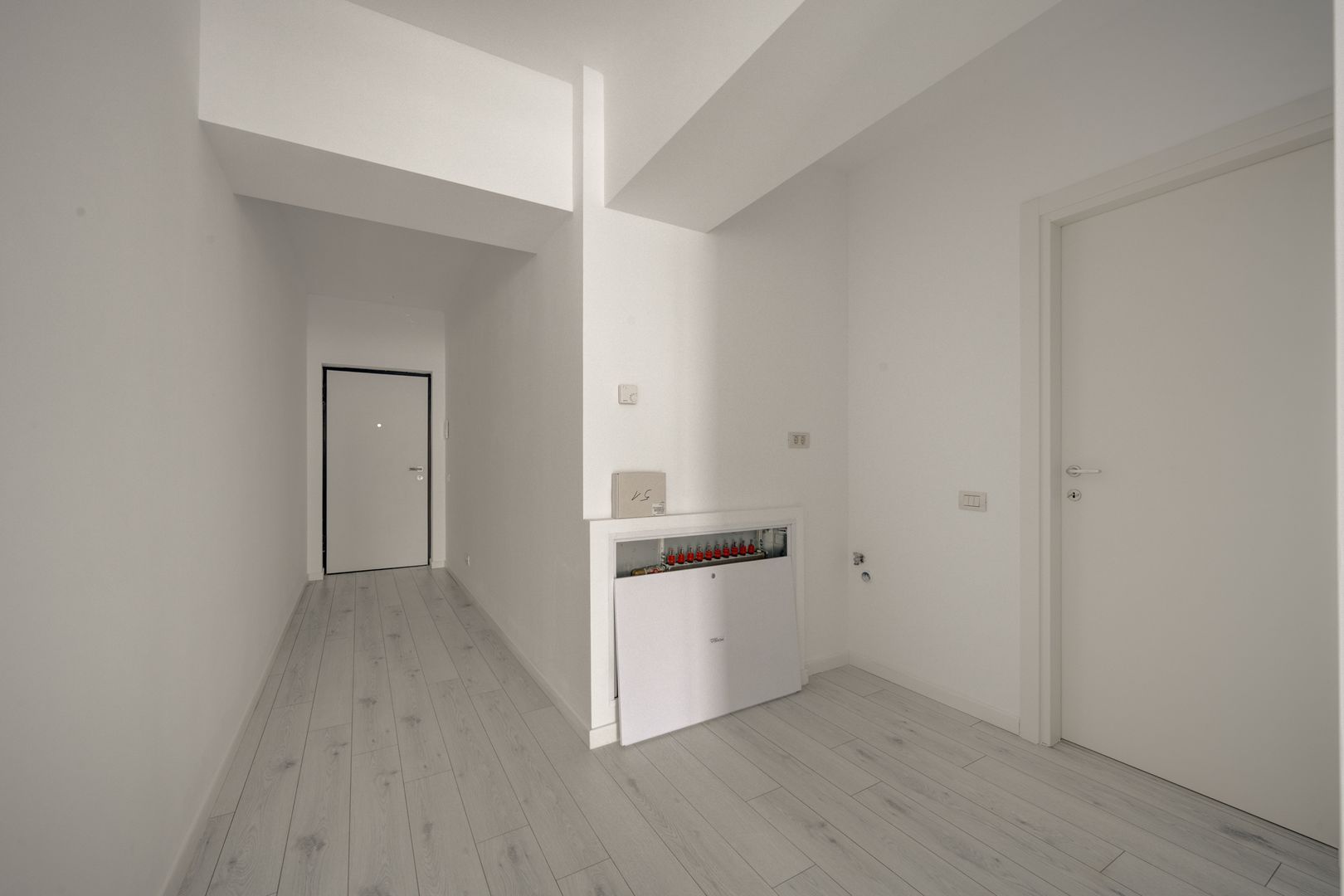 3 CAMERE VEDERE SUPERBA SPRE LAC BLOC NOU FINALIZAT TERASA GENEROASA - Poză 10