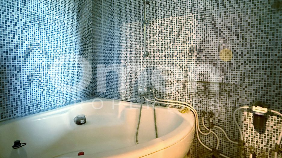 Casă cu 3 camere, garaj și anexă în centrul vechi Baia Mare - Poză 7