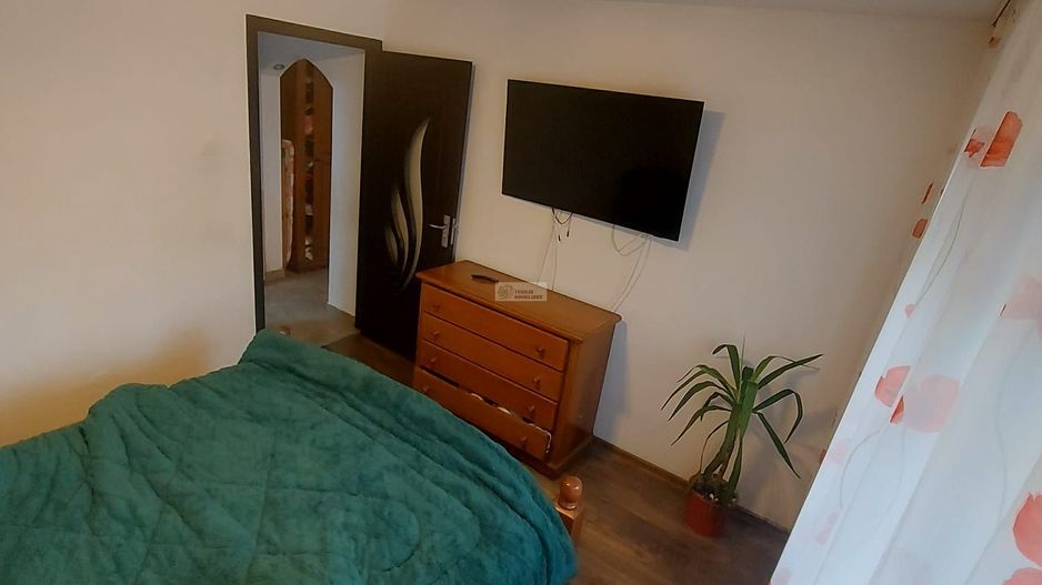 Se vinde apartament 3 camere/ultracentral/Focsani/parter - Poză 9